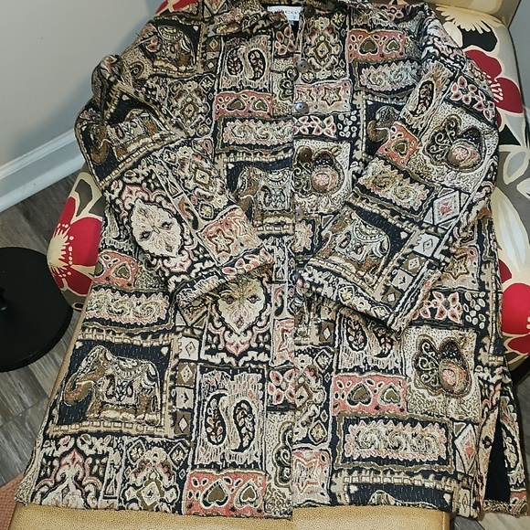 Chico's - Picture 12 of 16